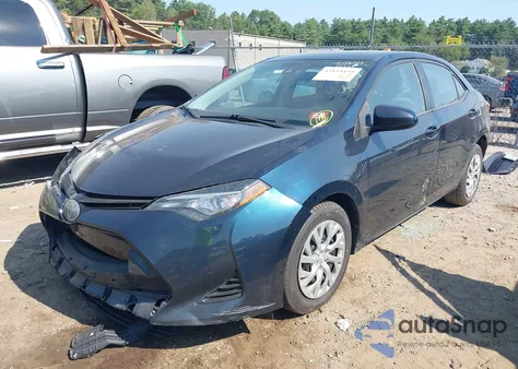 2017 Toyota Corolla Le z USA, uszkodzony, nr VIN 2T1BURHE8HC853510
